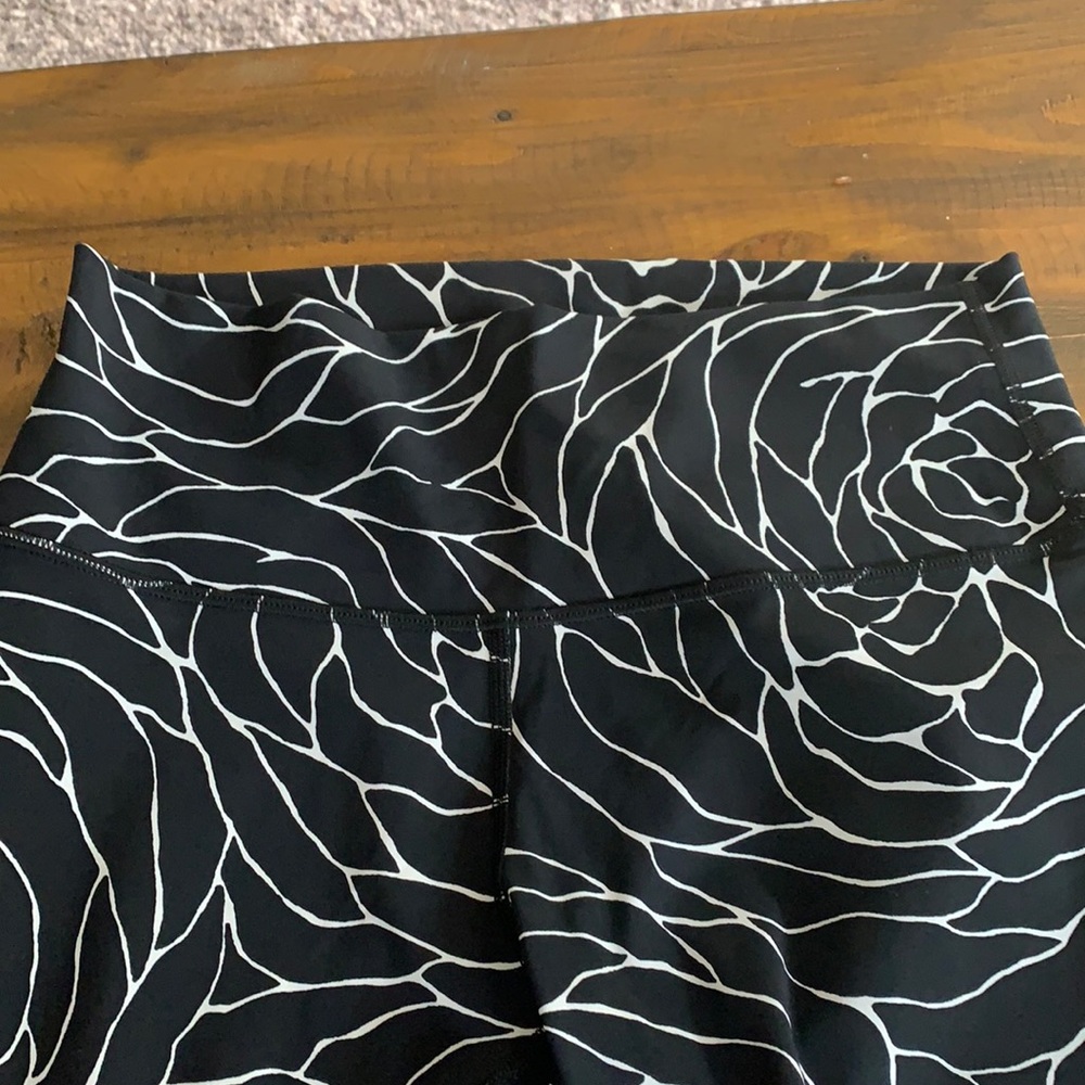 lululemon wunder unders